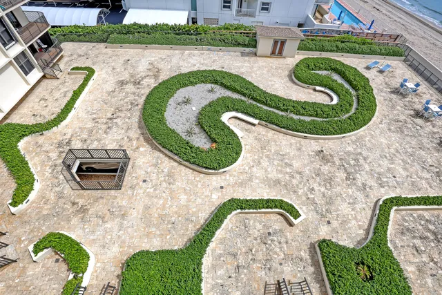 $950,000 | 3610 South Ocean Boulevard, Unit 508, South Palm Beach, FL 33480