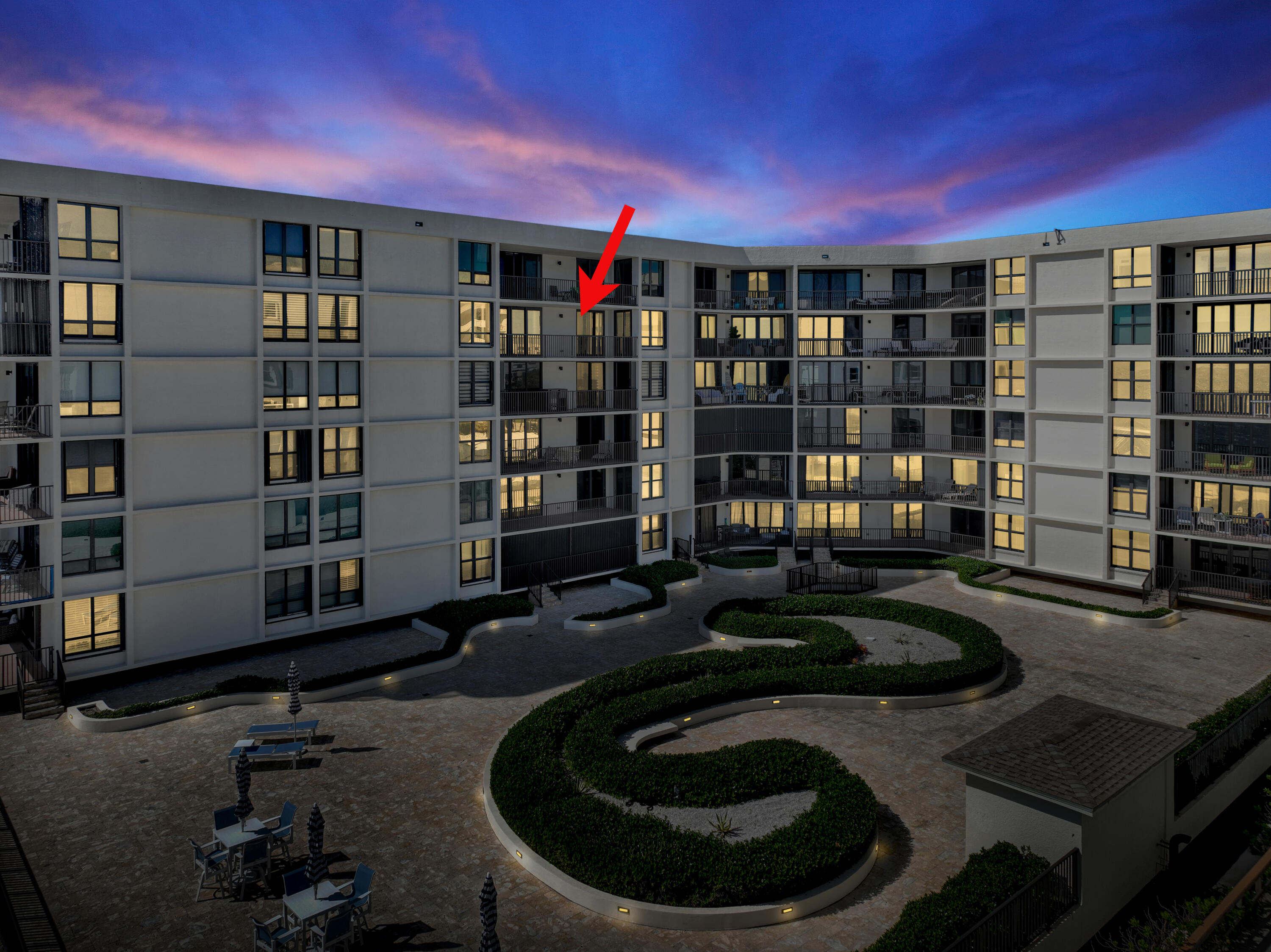 3610 South Ocean Boulevard, Unit 508 South Palm Beach, FL 33480 - Photo 9 of 65 3610 S Ocean #508 (0)e