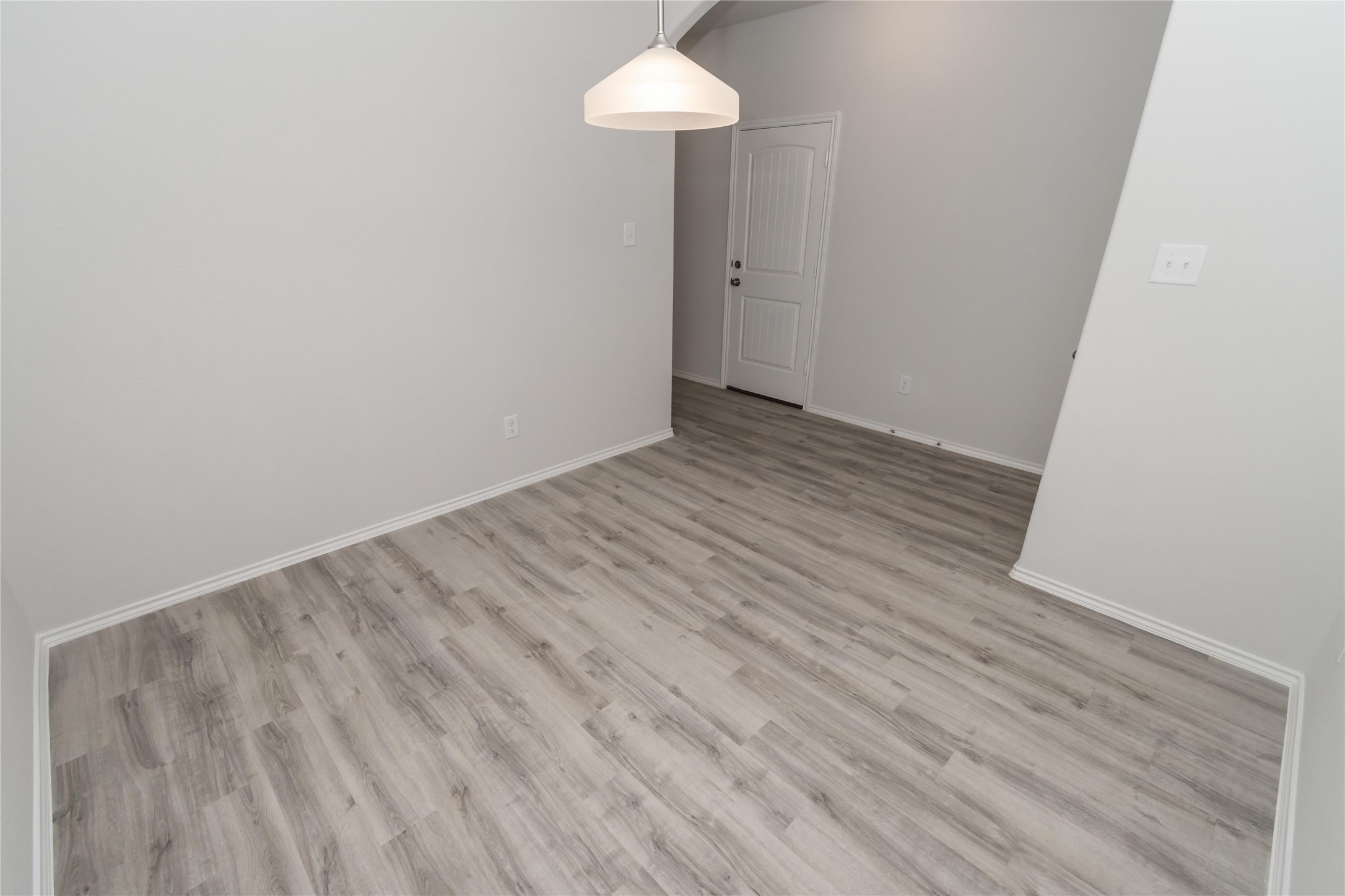 21630 Tea Tree Olive Place Porter, TX 77365 - Photo 4 of 9 Photos may be representative of the floor plan and not the exact home. Finishes, layout, and features of the actual property for lease may vary.