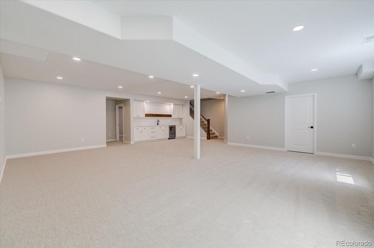 6063 South Eagle Street Centennial, CO 80016 - Photo 32 of 40 a view of an empty room