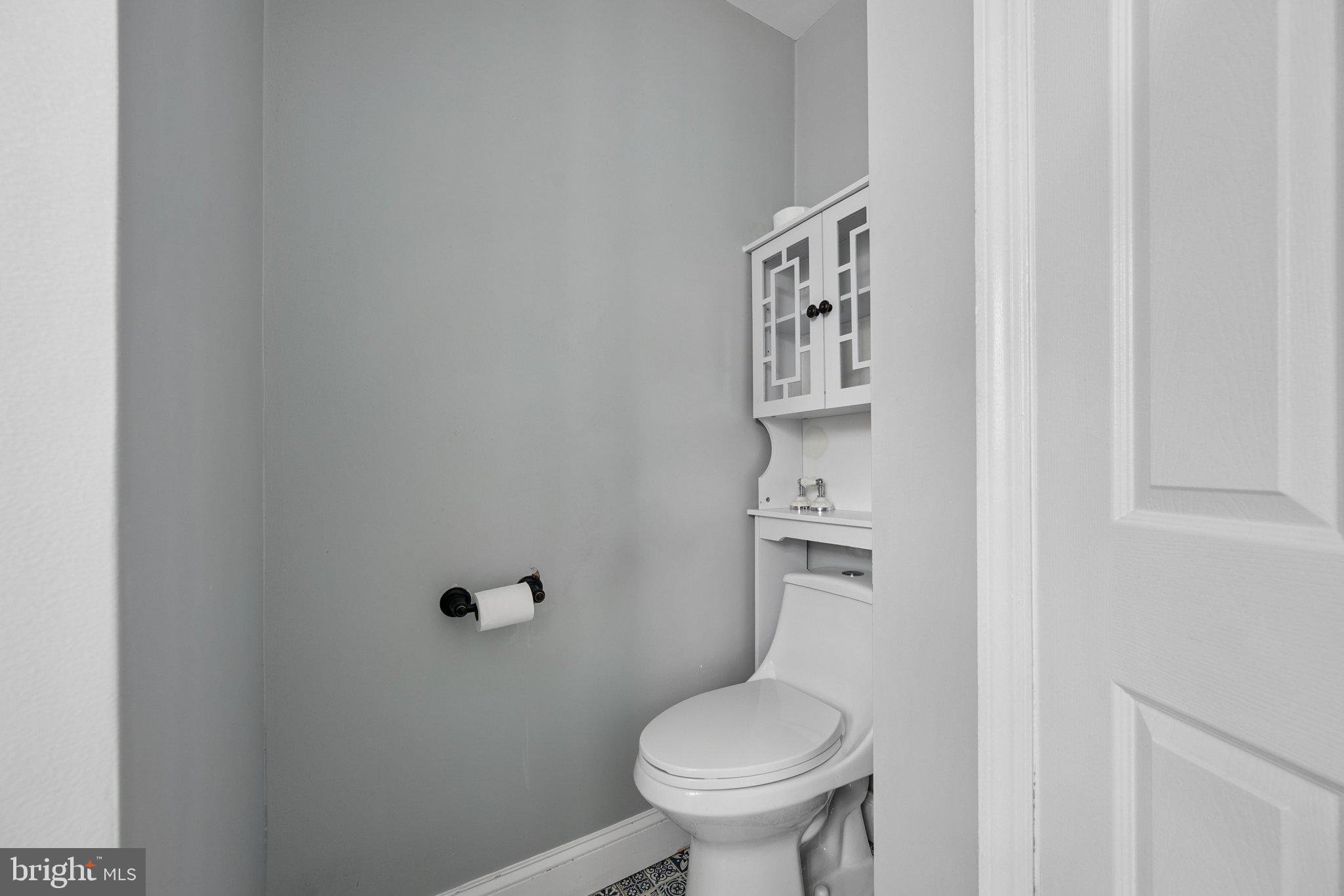 213 Nottingham Road Hagerstown, MD 21740 - Photo 27 of 72 Bathroom