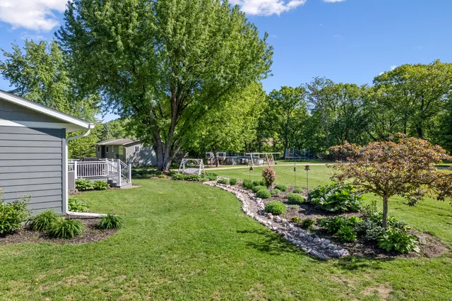 $445,000 | W770 Meadow Lane, Fountain City, WI 54629