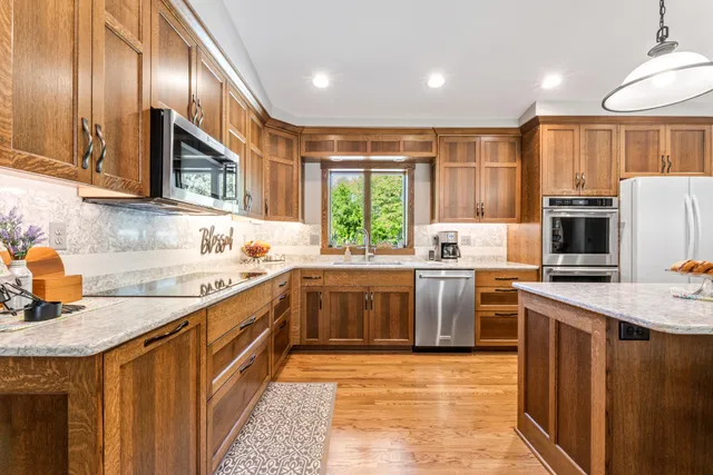 $445,000 | W770 Meadow Lane, Fountain City, WI 54629