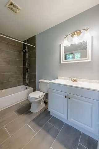 $239,900 | 16037 Evans Avenue, South Holland, IL 60473