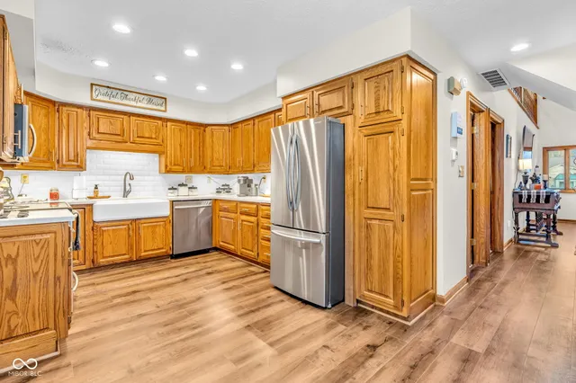 $285,000 | 445 Camby Court, Greenwood, IN 46142