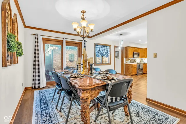 $285,000 | 445 Camby Court, Greenwood, IN 46142