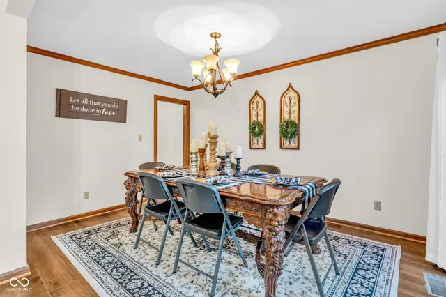 $285,000 | 445 Camby Court, Greenwood, IN 46142