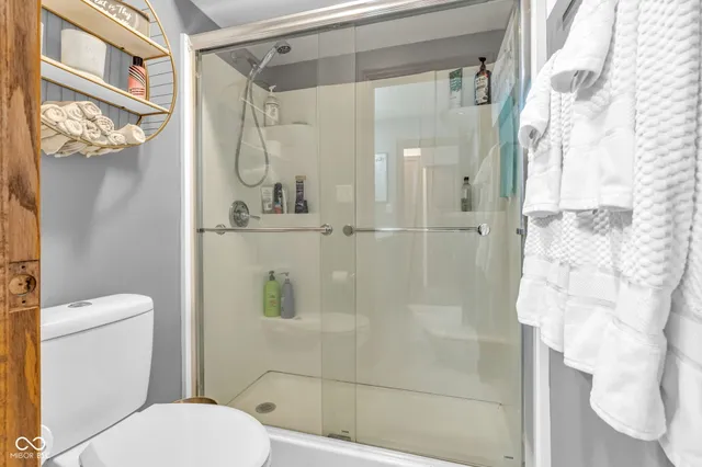 $285,000 | 445 Camby Court, Greenwood, IN 46142