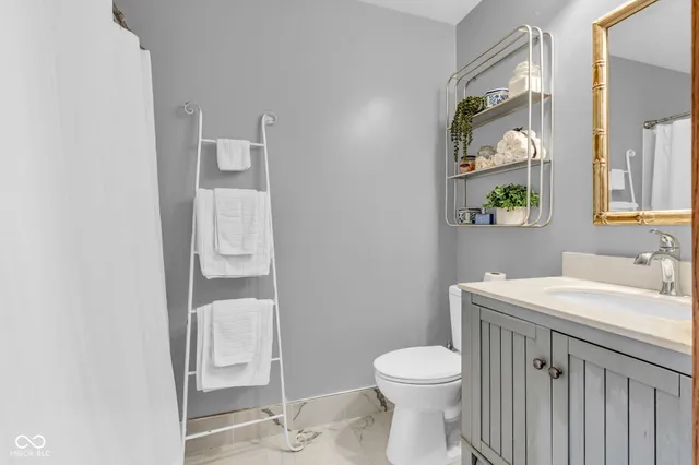 $285,000 | 445 Camby Court, Greenwood, IN 46142