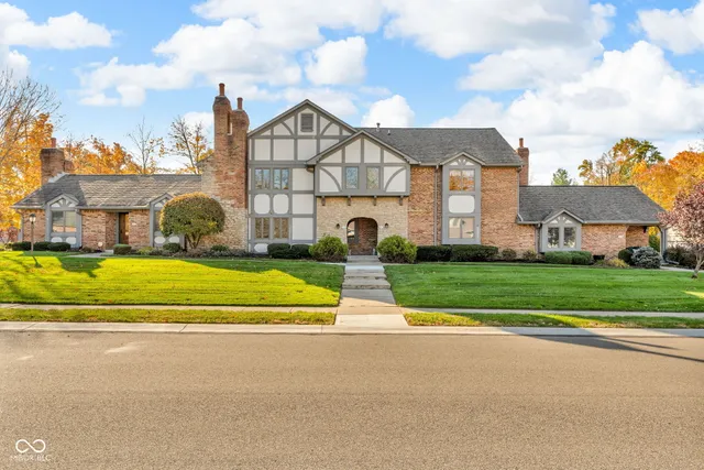 $285,000 | 445 Camby Court, Greenwood, IN 46142