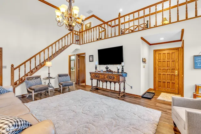 $285,000 | 445 Camby Court, Greenwood, IN 46142