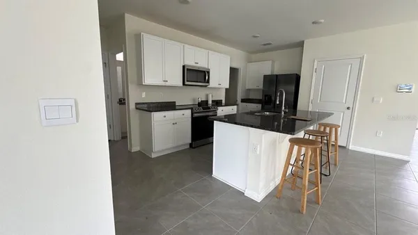 $2,550 | 1280 Cascades Avenue, Davenport, FL 33837