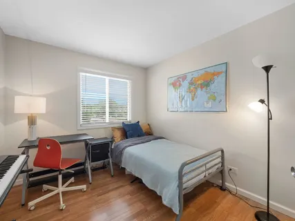 $300,000 | 3087 Kelly Court, Aurora, IL 60504
