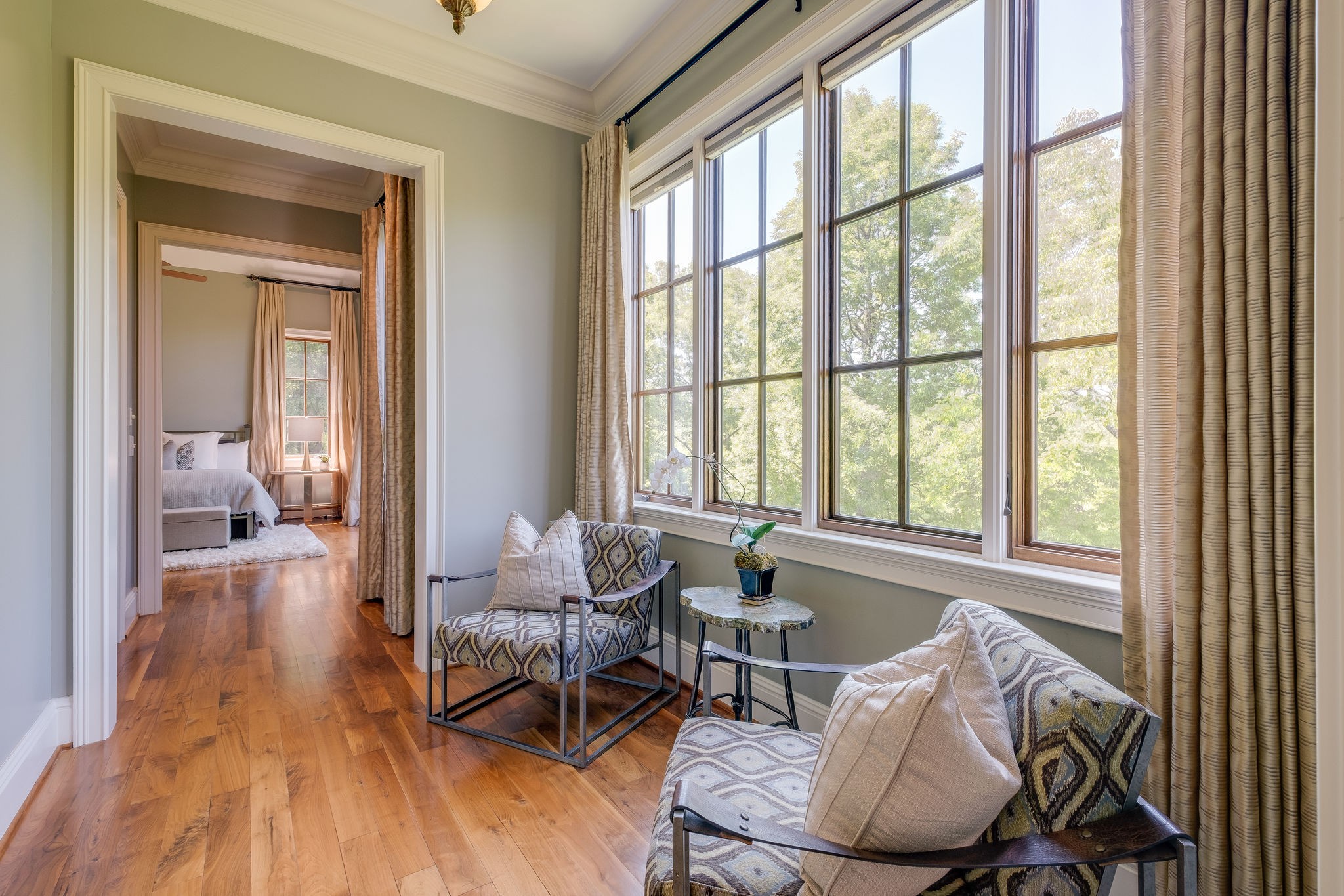 22 Compton Trace Nashville, TN 37215 - Photo 15 of 28 a living room with furniture and a window
