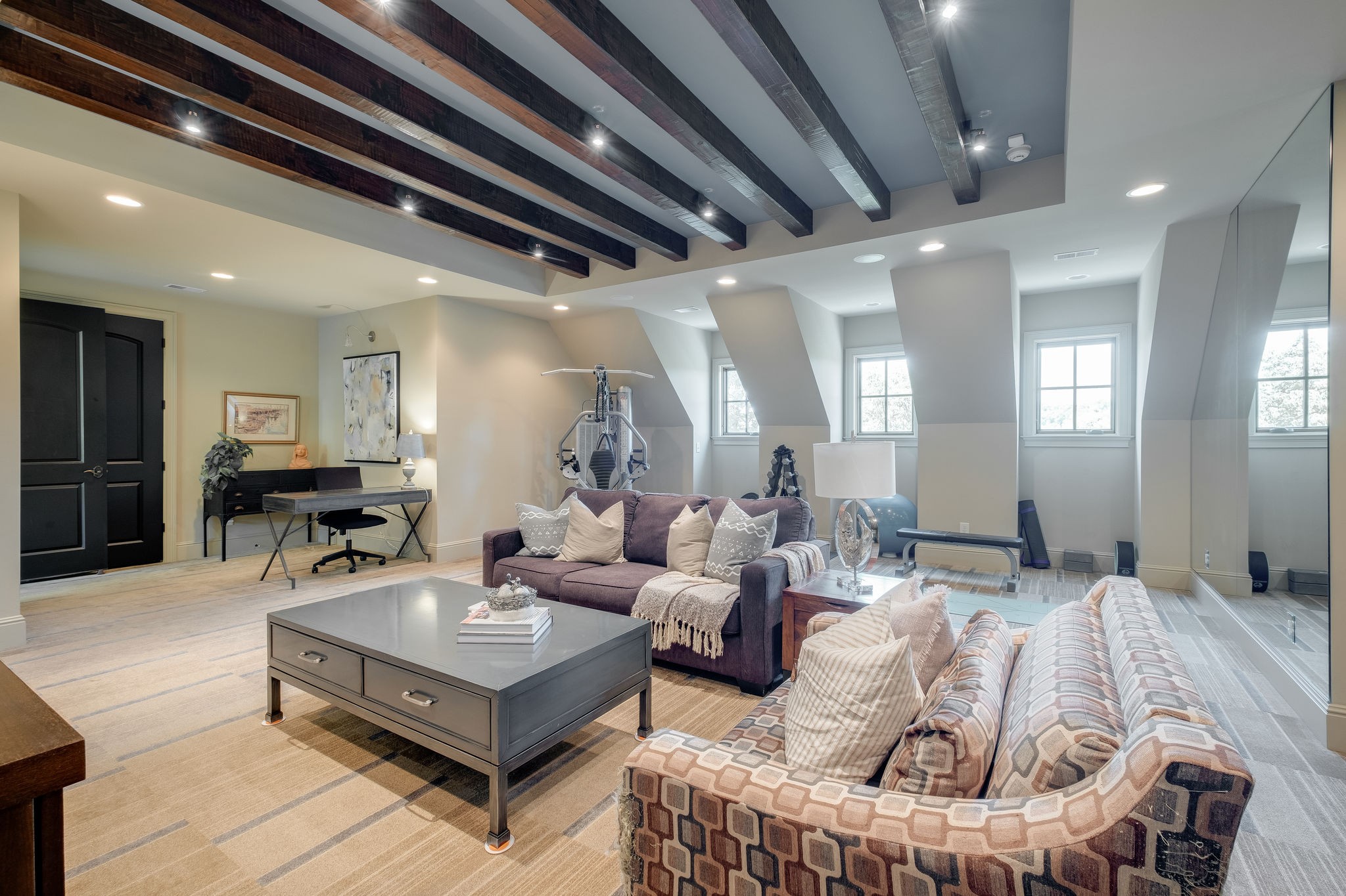 22 Compton Trace Nashville, TN 37215 - Photo 24 of 28 a living room with furniture and wooden floor