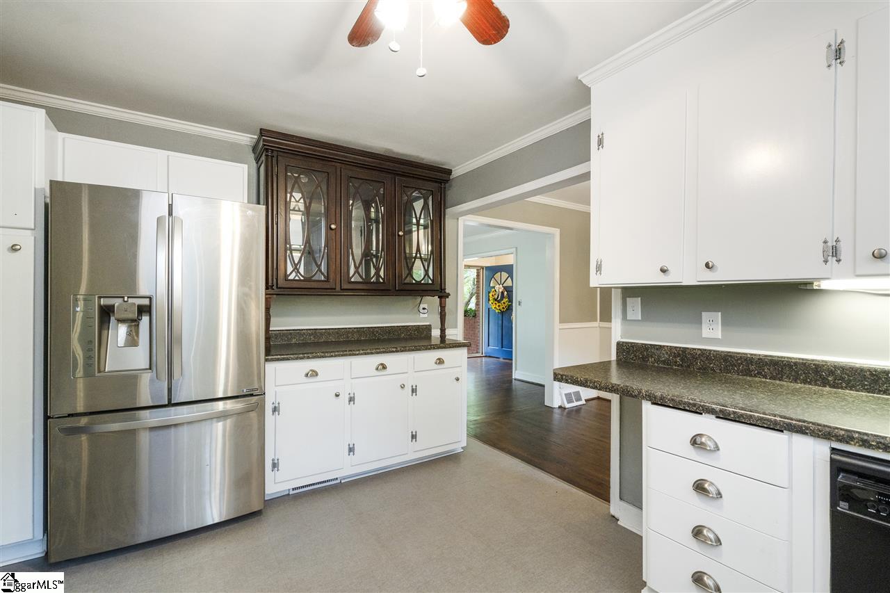 119 Richbourg Road Greenville, SC 29615 - Photo 6 of 34 Gallery Image 6