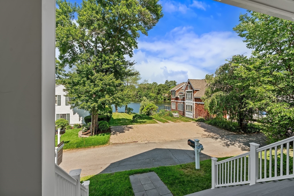 5 Crest Road Wayland, MA 01778 - Photo 34 of 42