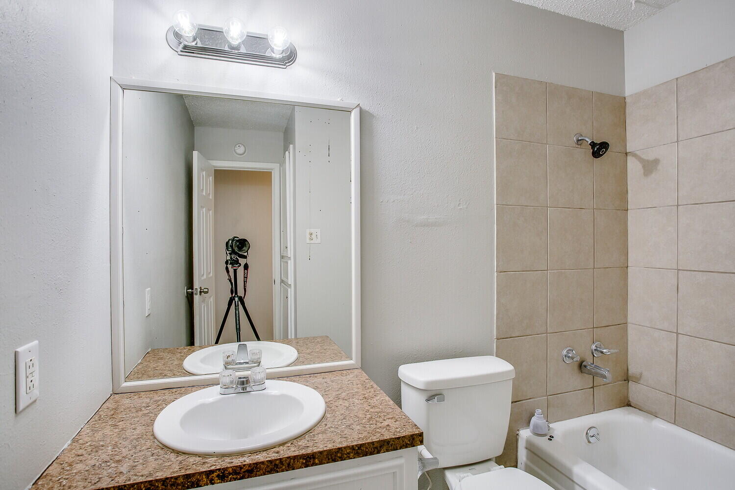 5411 49th Street Lubbock, TX 79414 - Photo 11 of 12 l-210