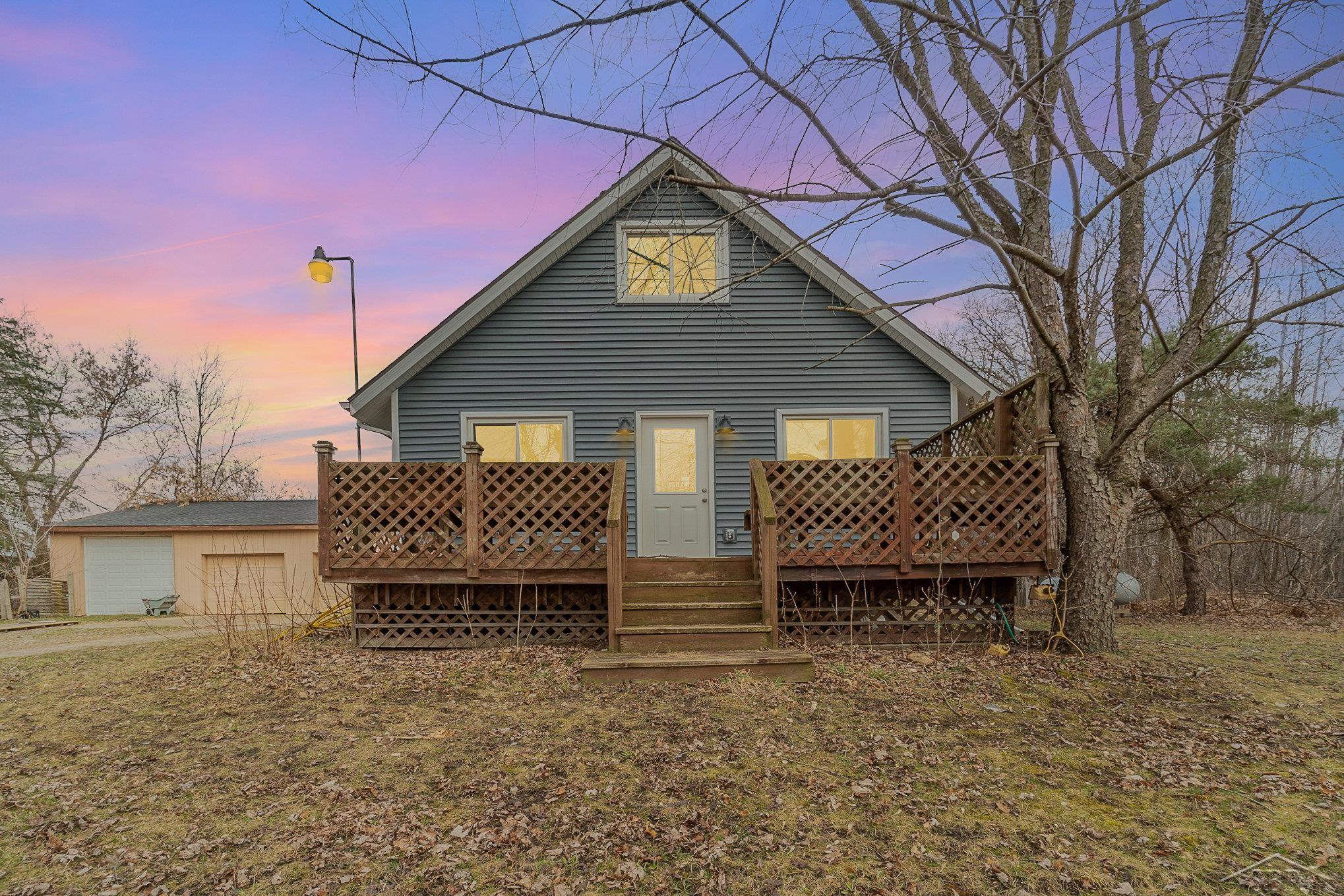 1160 West Newberg Road Pinconning, MI 48650 - Photo 1 of 27