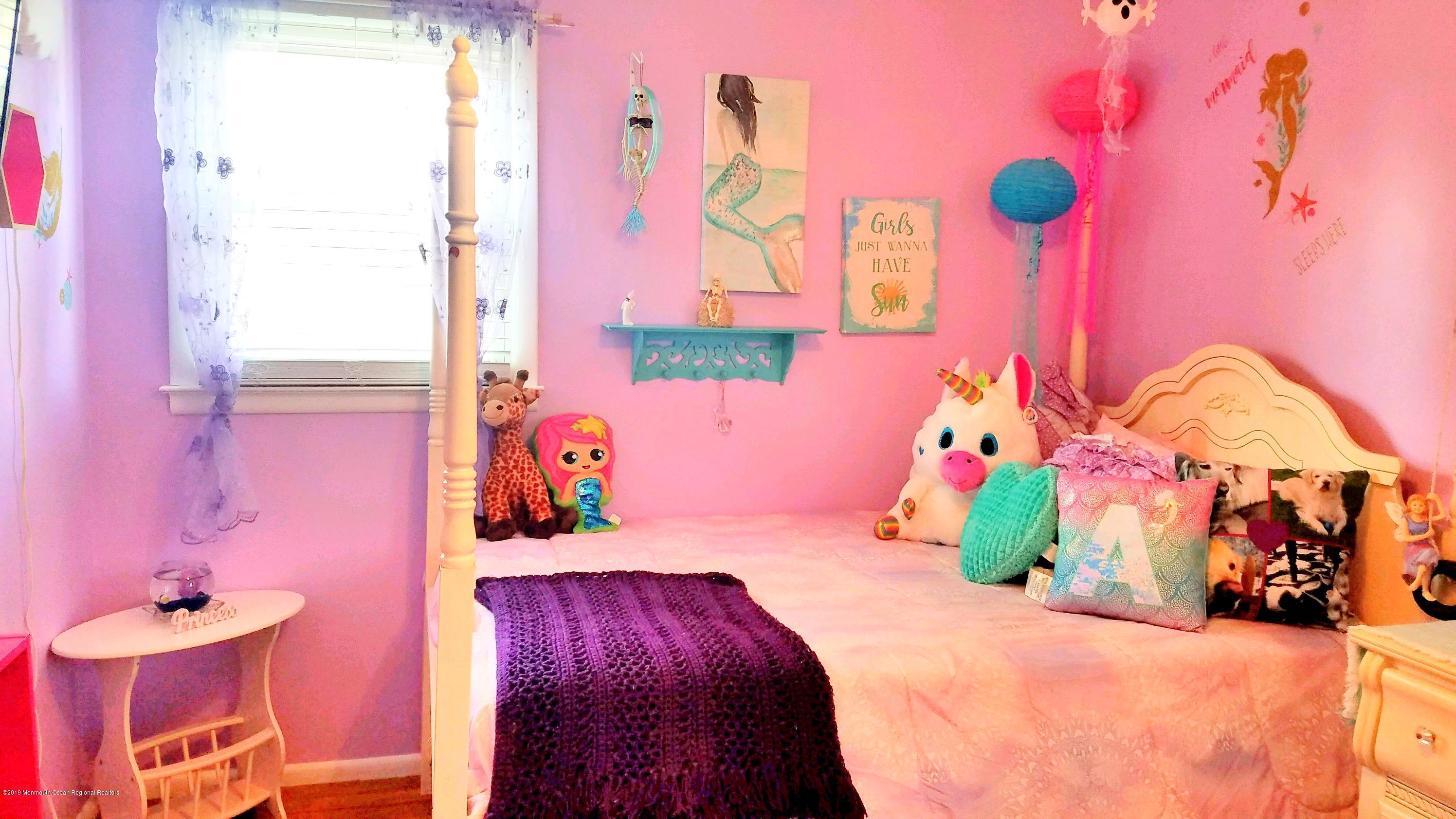42 Bolton Road Hamilton, NJ 08610 - Photo 16 of 22 kids bedroom with a bed and a window