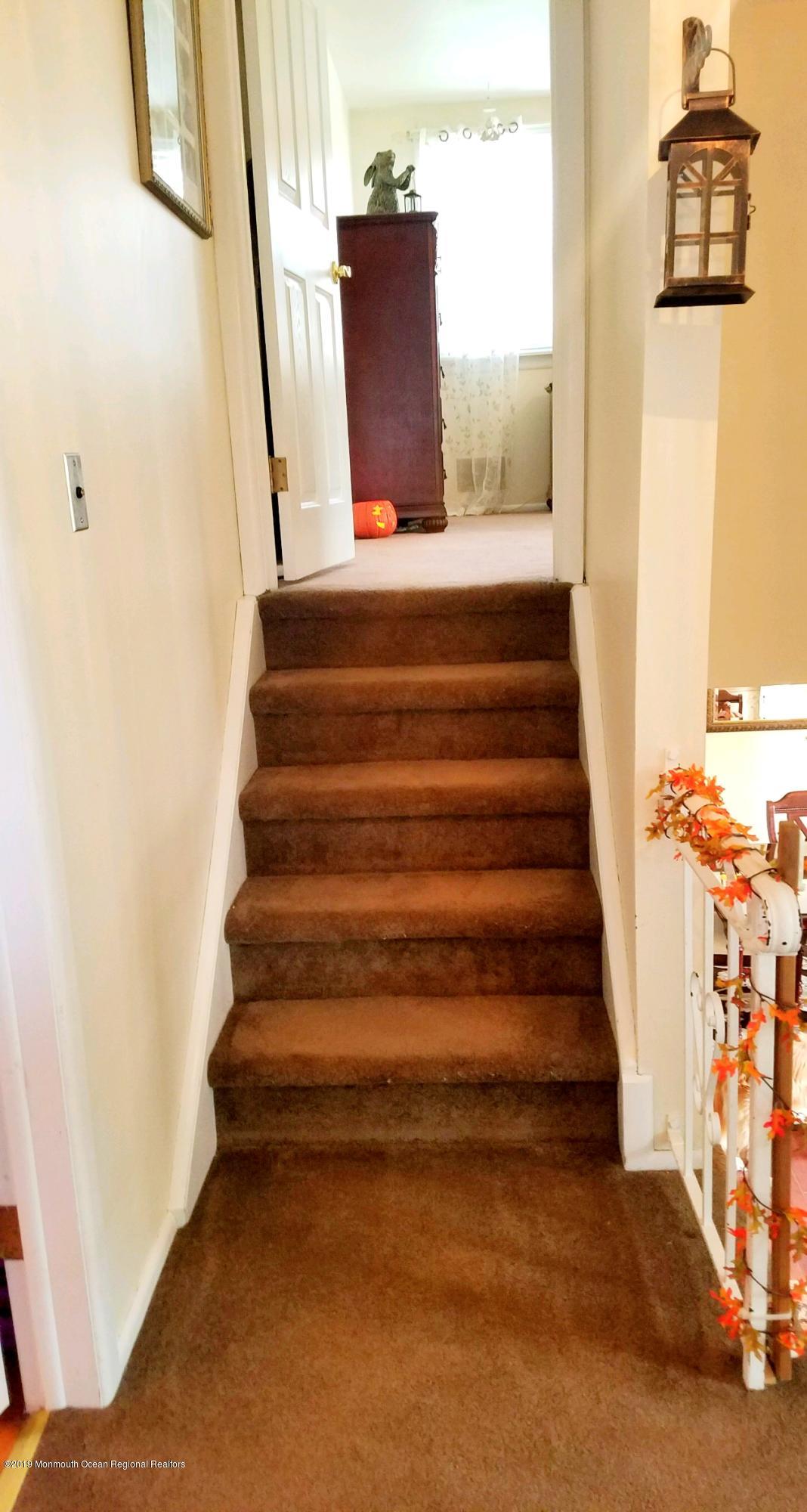 42 Bolton Road Hamilton, NJ 08610 - Photo 20 of 22 a view of entryway