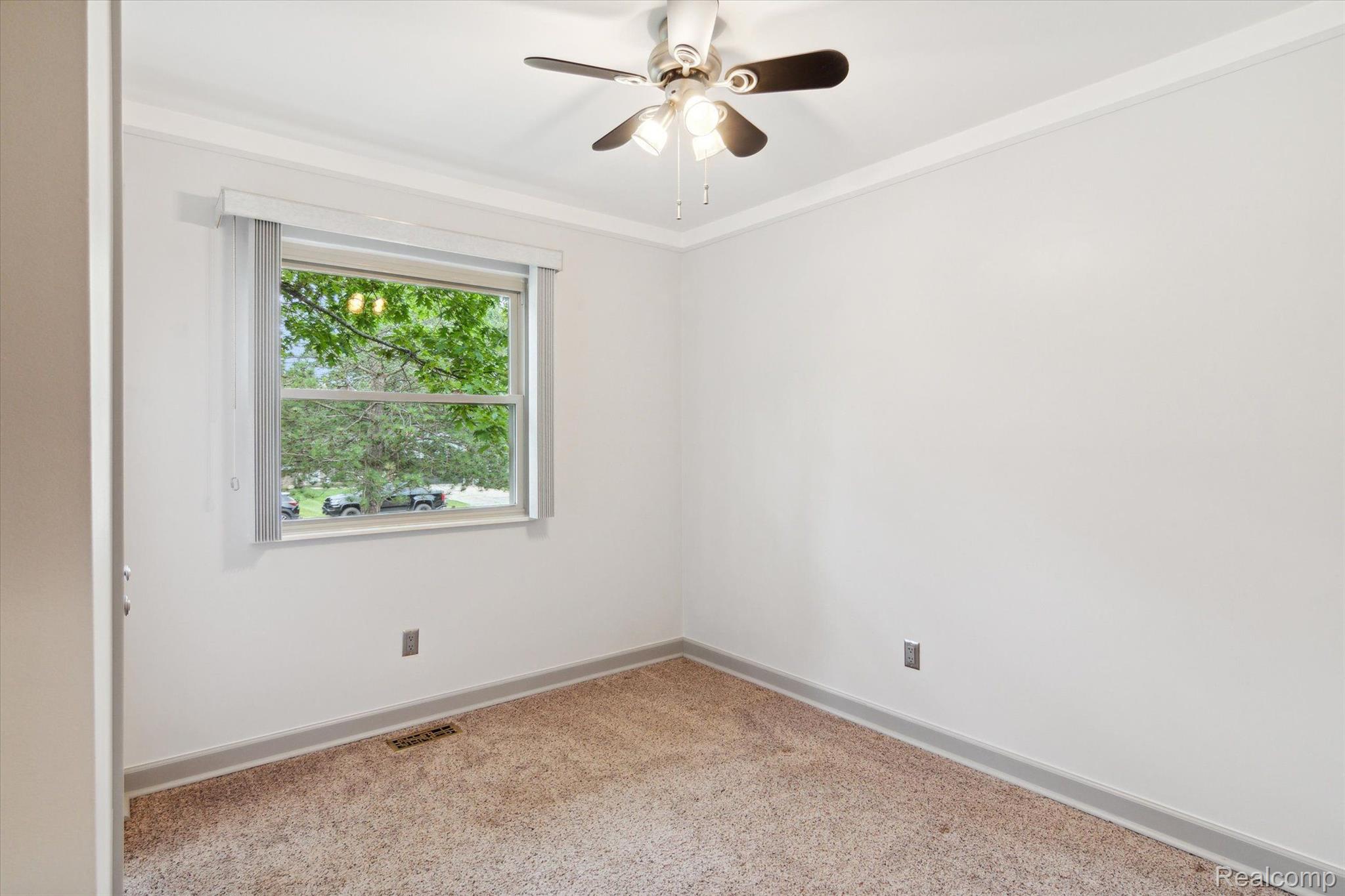 4384 Regency Road Swartz Creek, MI 48473 - Photo 20 of 47 Bedroom 3 View One