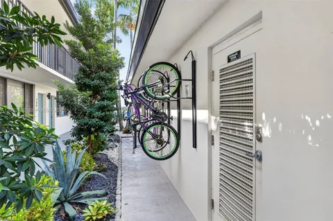 $190,000 | 1901 North Andrews Avenue, Unit 100, Wilton Manors, FL 33311