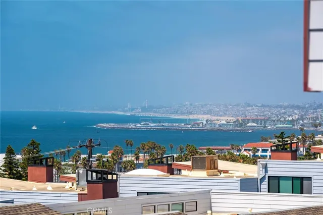 $1,488,000 | 431 Camino De Las Colinas, Redondo Beach, CA 90277