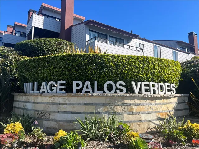 $1,488,000 | 431 Camino De Las Colinas, Redondo Beach, CA 90277