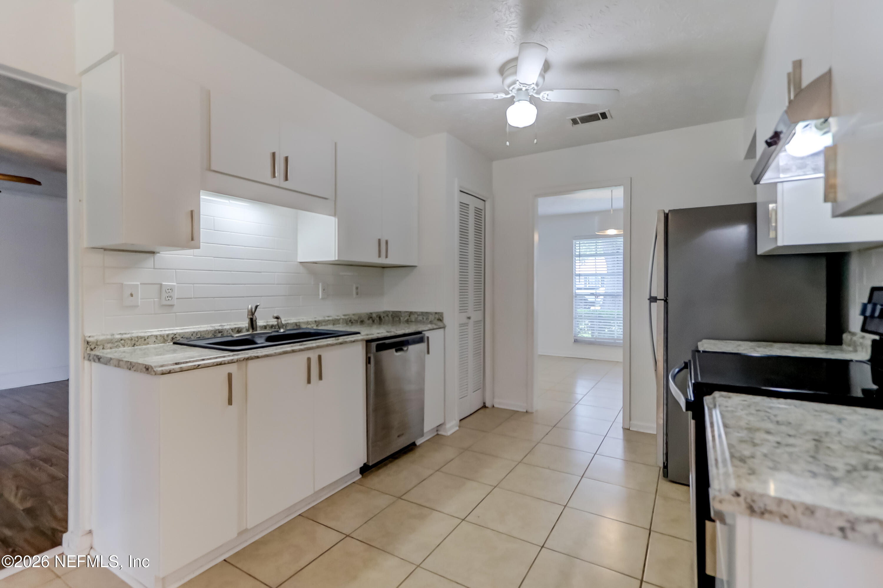 166 Vanderford Road West Orange Park, FL 32073 - Photo 14 of 41 14