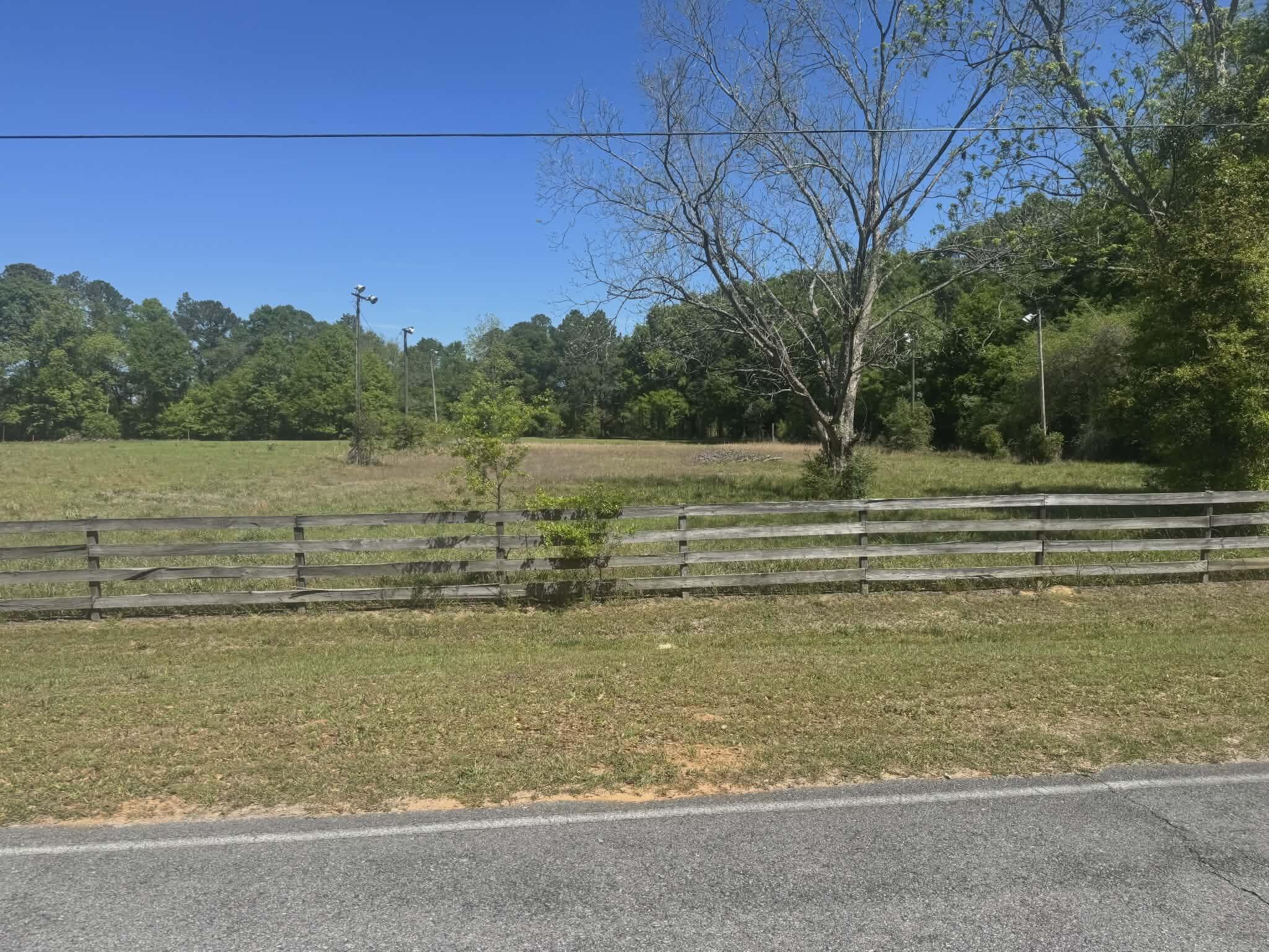 1956 Clear Springs Road Laurel Hill, FL 32567 - Photo 2 of 9 5f35e414-9cba-4d4d-8711-a41719b7dddd