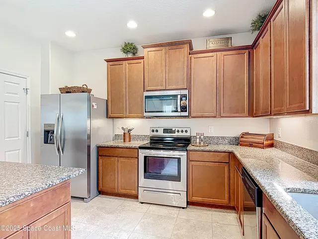 $559,900 | 1535 Fuji Drive, Melbourne, FL 32940