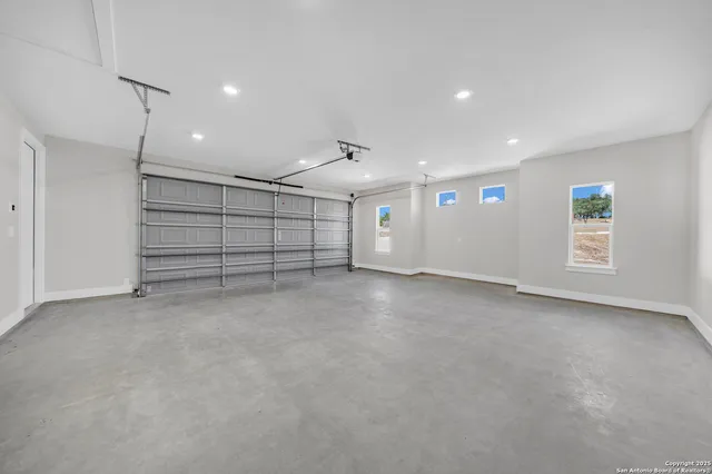 $674,000 | 106 County Road 2730, Mico, TX 78056