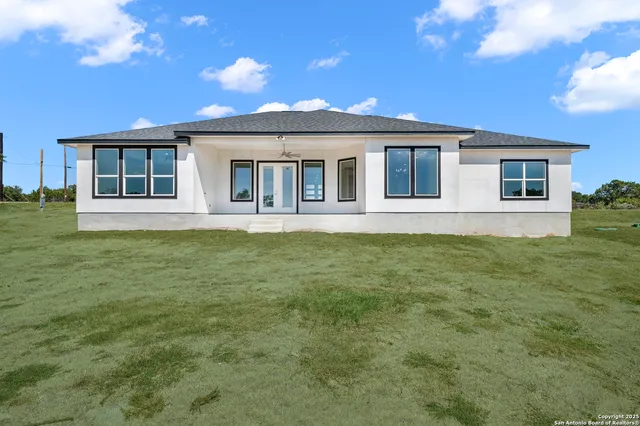 $674,000 | 106 County Road 2730, Mico, TX 78056