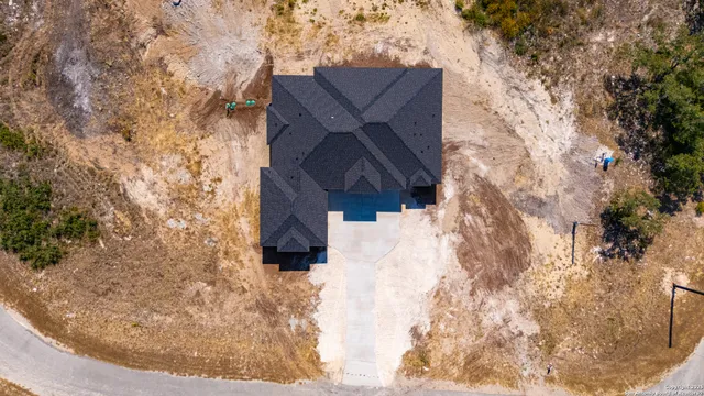 $674,000 | 106 County Road 2730, Mico, TX 78056