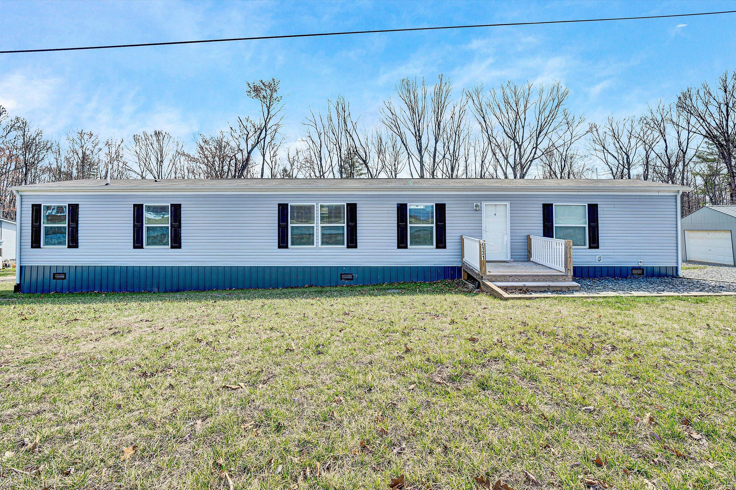 2131 Angle Plantation Road Rocky Mount, VA 24151 - Photo 34 of 35 02-DSC00341