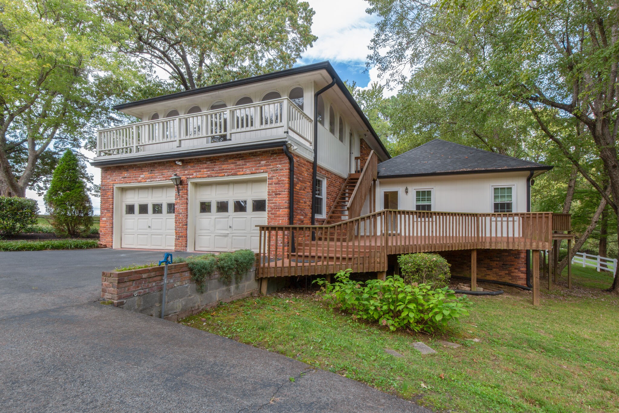1020 Ridgecrest Drive Dickson, TN 37055 - Photo 30 of 37 Gallery Image 30
