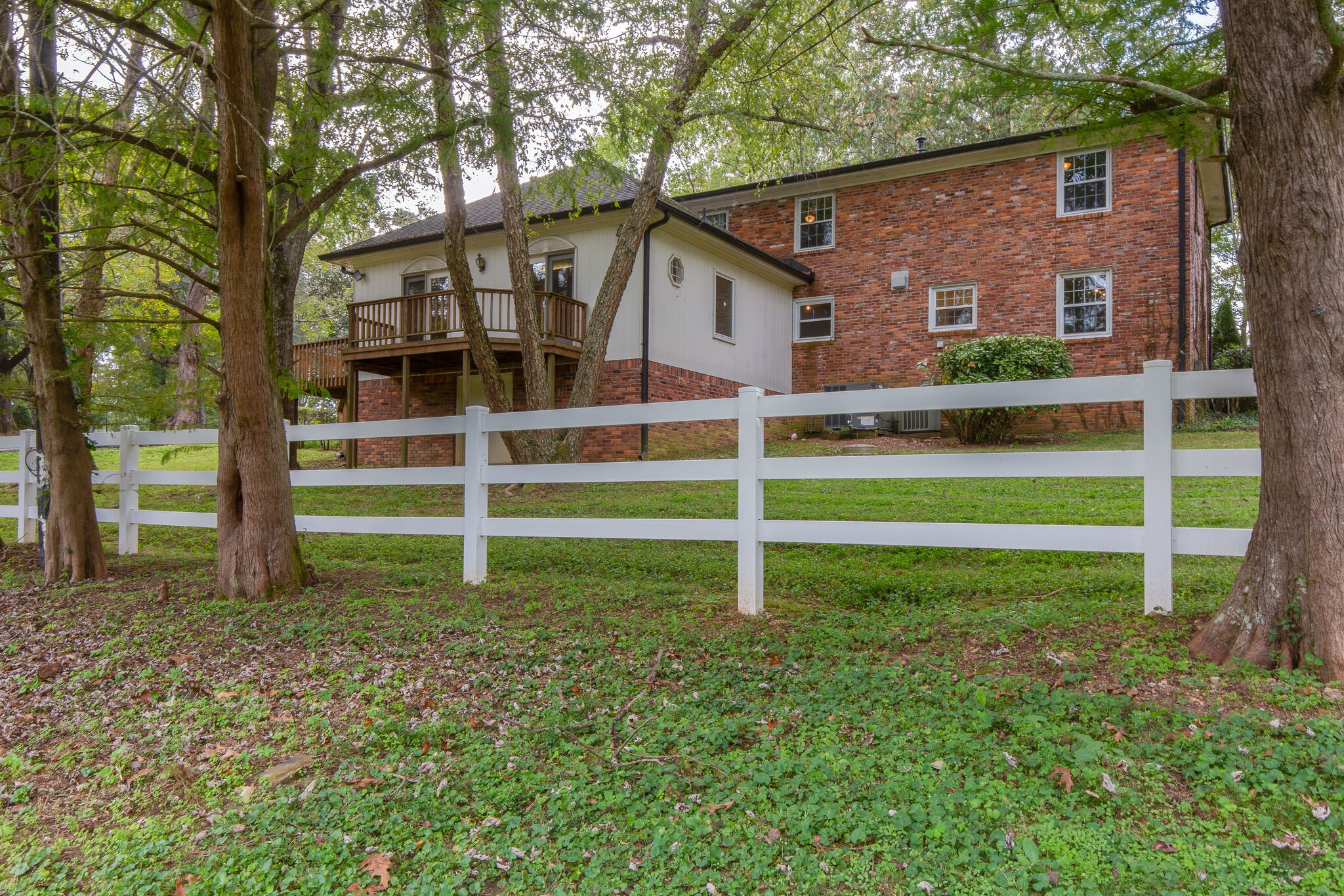 1020 Ridgecrest Drive Dickson, TN 37055 - Photo 33 of 37 Gallery Image 33