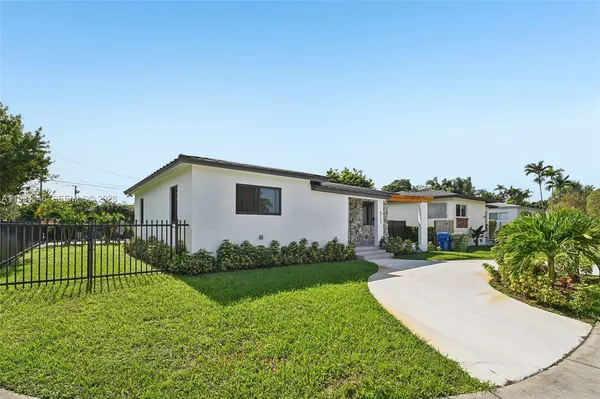 $1,085,000 | 5152 Southwest 6th Street, Miami, FL 33134