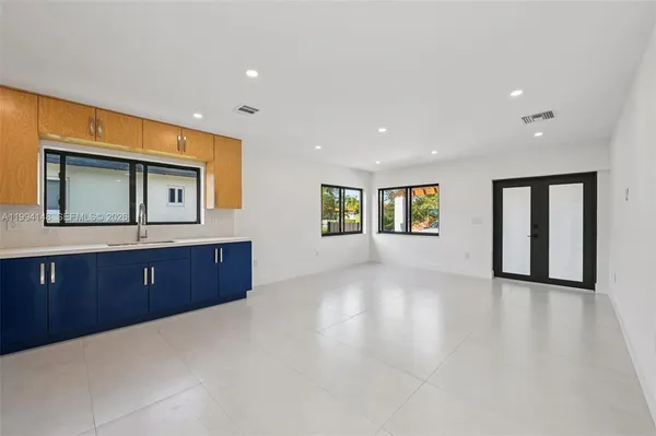 $1,085,000 | 5152 Southwest 6th Street, Miami, FL 33134