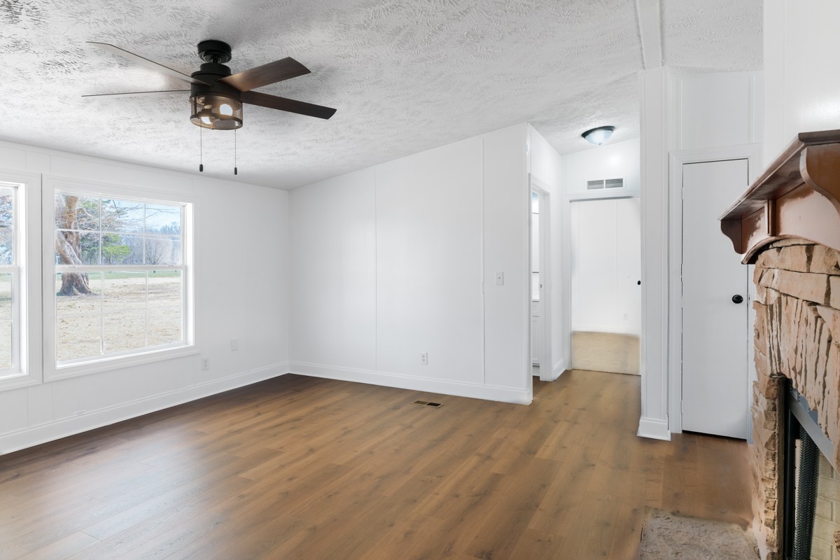 4214 Oregon Road Springfield, TN 37172 - Photo 11 of 37 wooden floor in an empty room with a window