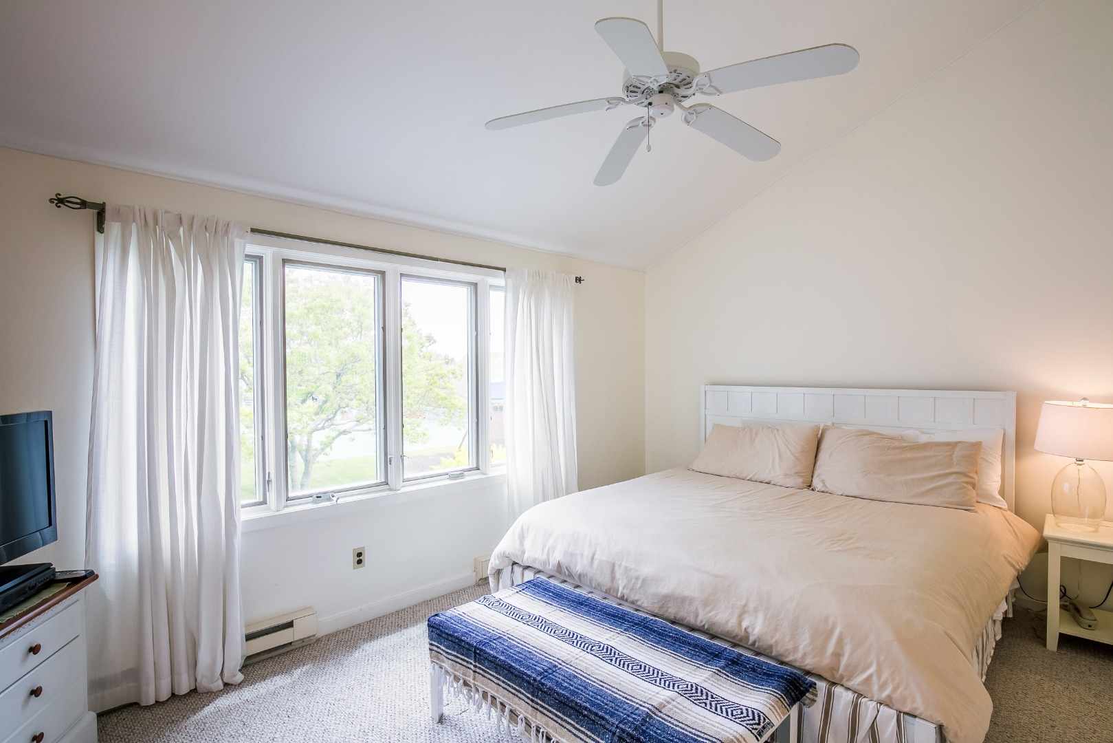475 Katama Road, Unit C5 Edgartown, MA 02539 - Photo 8 of 15 Gallery Image 8