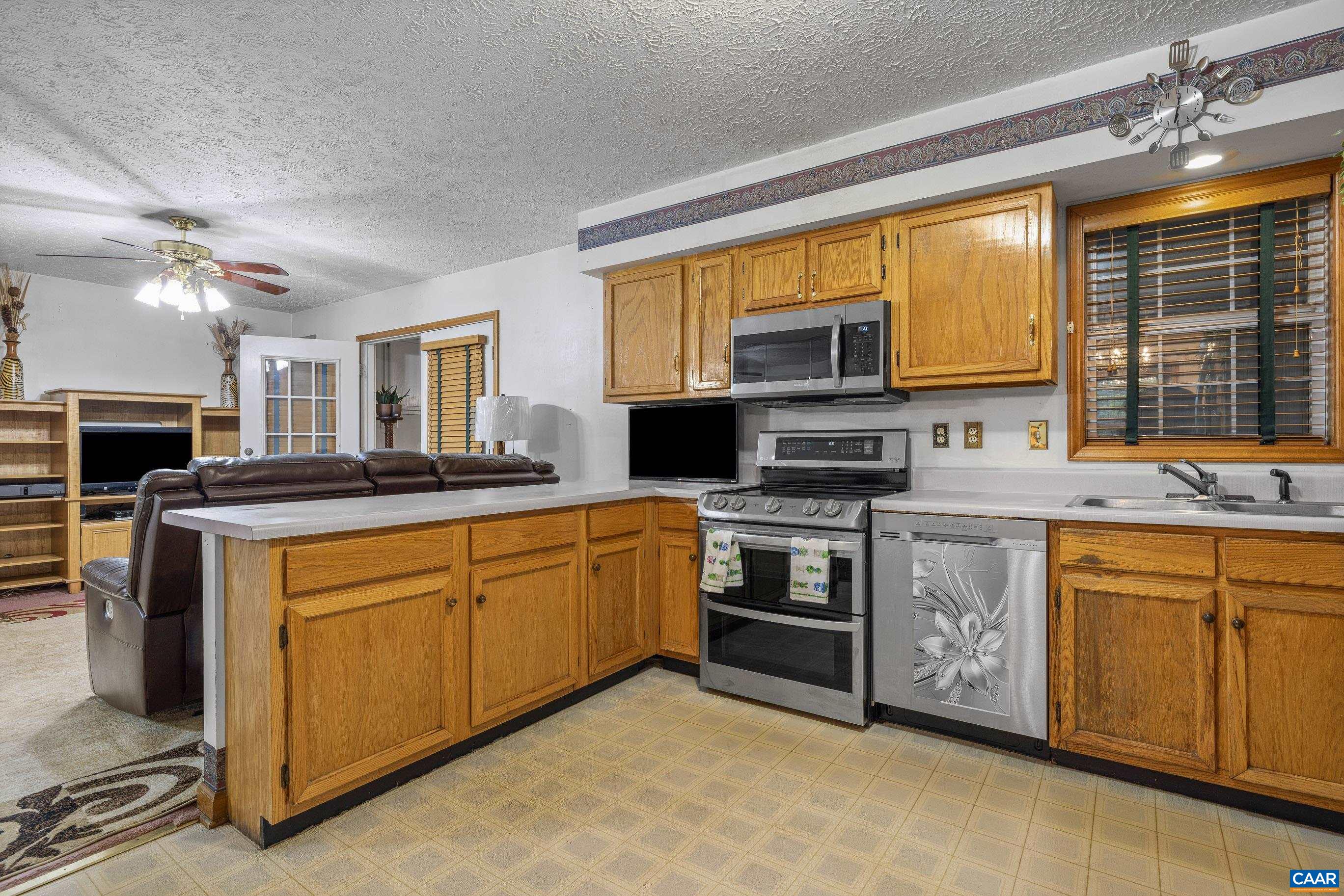 5705 Louisa Road Keswick, VA 22947 - Photo 11 of 43 Gallery Image 11