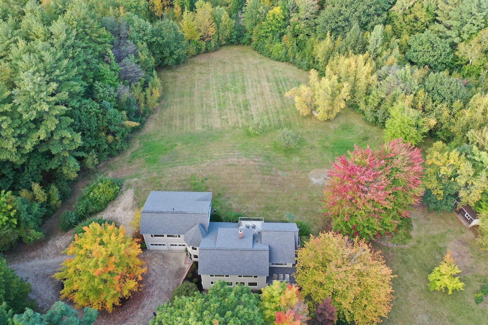 219 Moran Road Hopkinton, NH 03229 - Photo 3 of 31