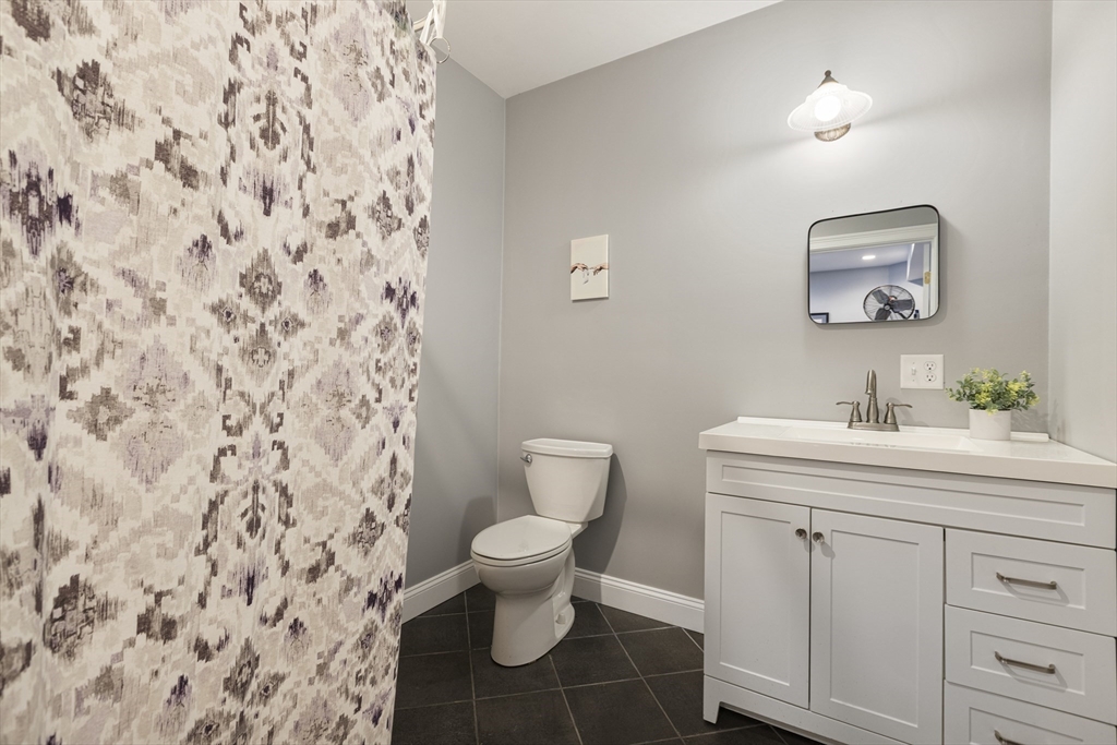 32 Colonial Road Webster, MA 01570 - Photo 30 of 42 Gallery Image 30