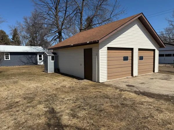 $229,900 | 306 7th Avenue Northeast, Roseau, MN 56751