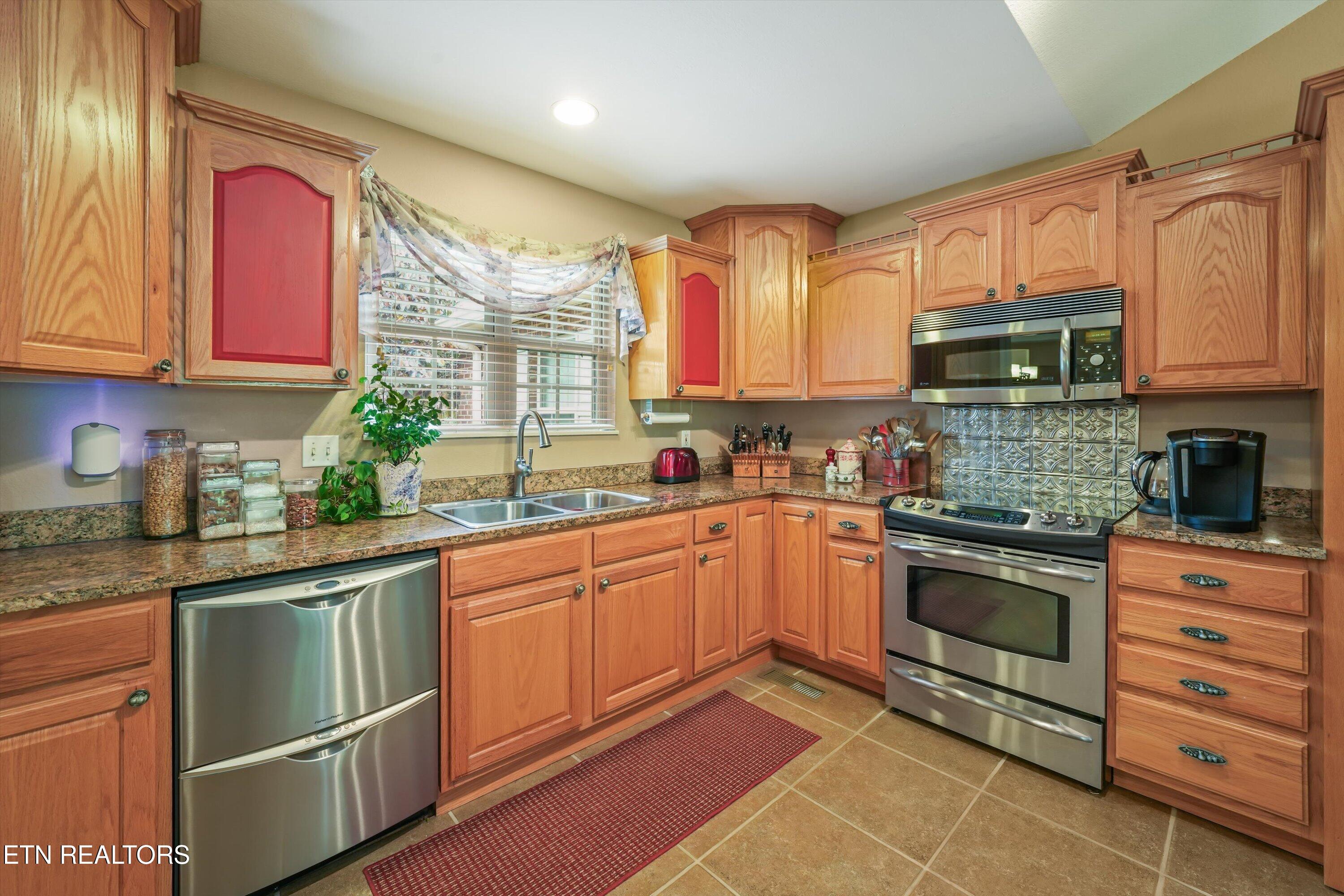1432 Chessingham Drive Maryville, TN 37801 - Photo 17 of 40 23-1432 Chessingham Dr 23