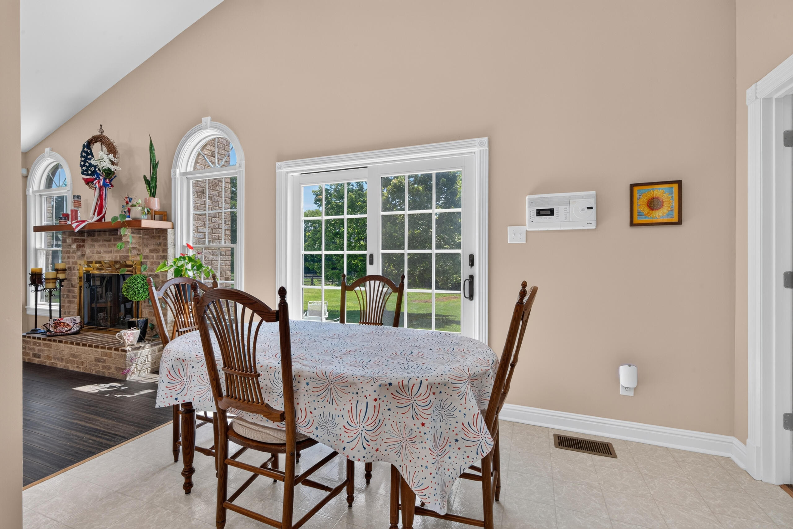 107 Squires Pointe Road Paris, KY 40361 - Photo 14 of 55 Dining area in kitchen and leads out to rear patio.