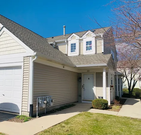 $2,400 | 2919 Rutland Circle, Unit 201, Naperville, IL 60564