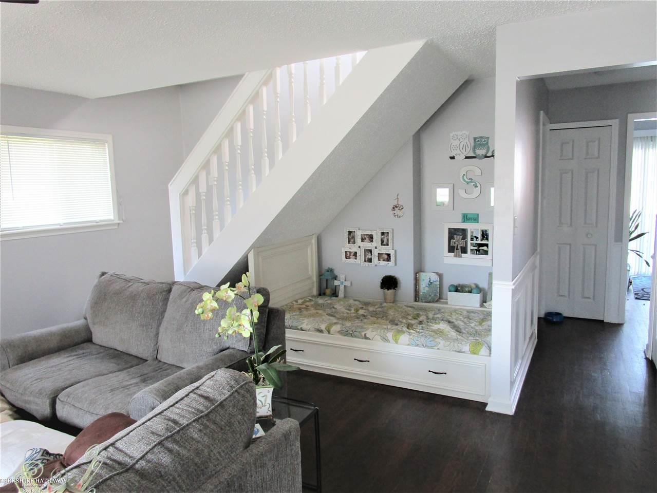 407 North Bailey Street Romeo, MI 48065 - Photo 14 of 53 50010231-13.JPG